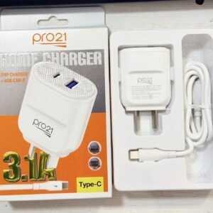 CARGADOR PRO 21 CON CABEZA ENTRA TIPO C Y USB TIPO C 3.1A